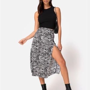 Princess Polly Motel size XS classic zebra print Saika midi skirt w slit